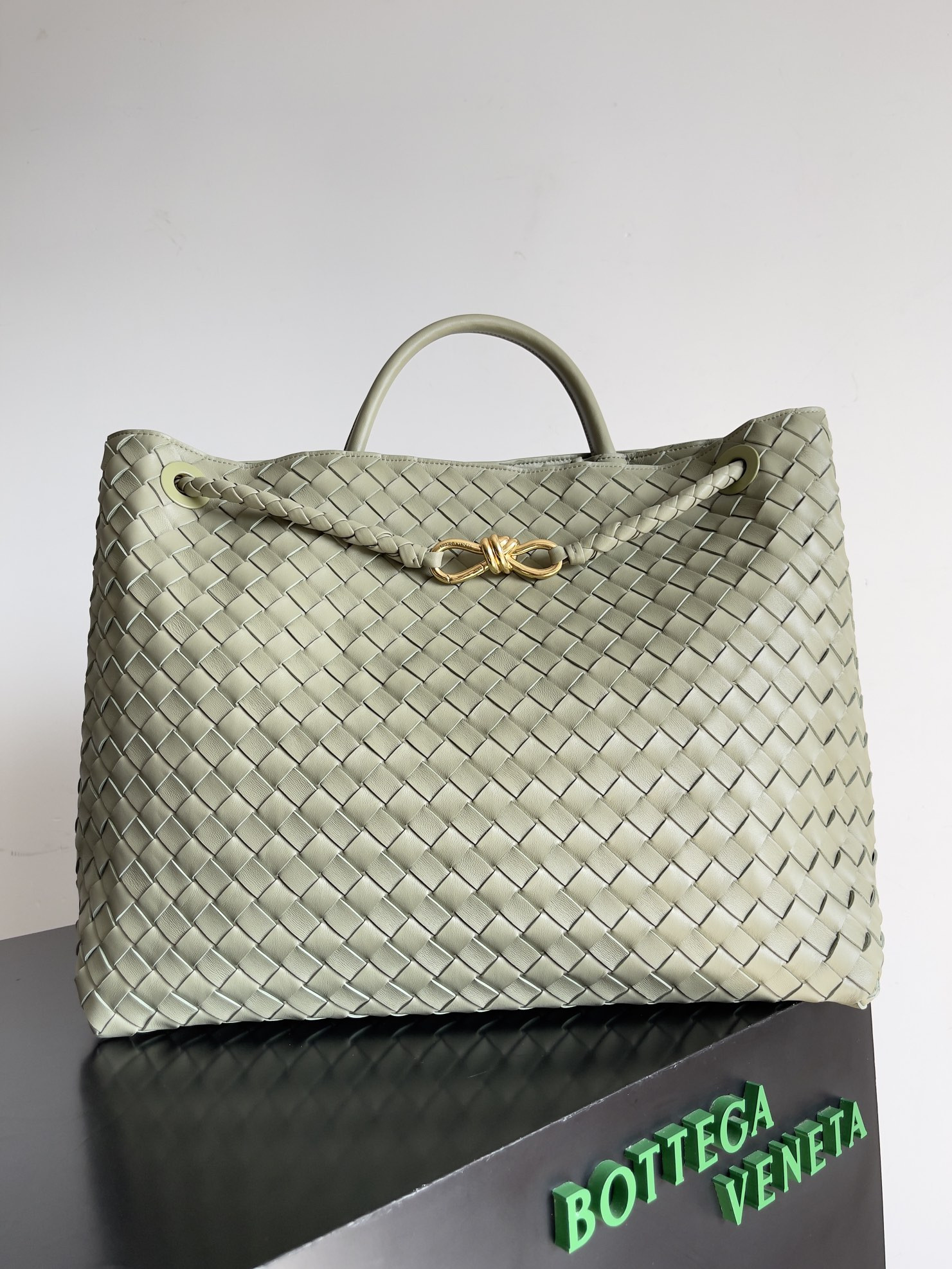 HOT SALE BOTTEGA VENETA  LARGE ANDIAMO-45*22*34CM