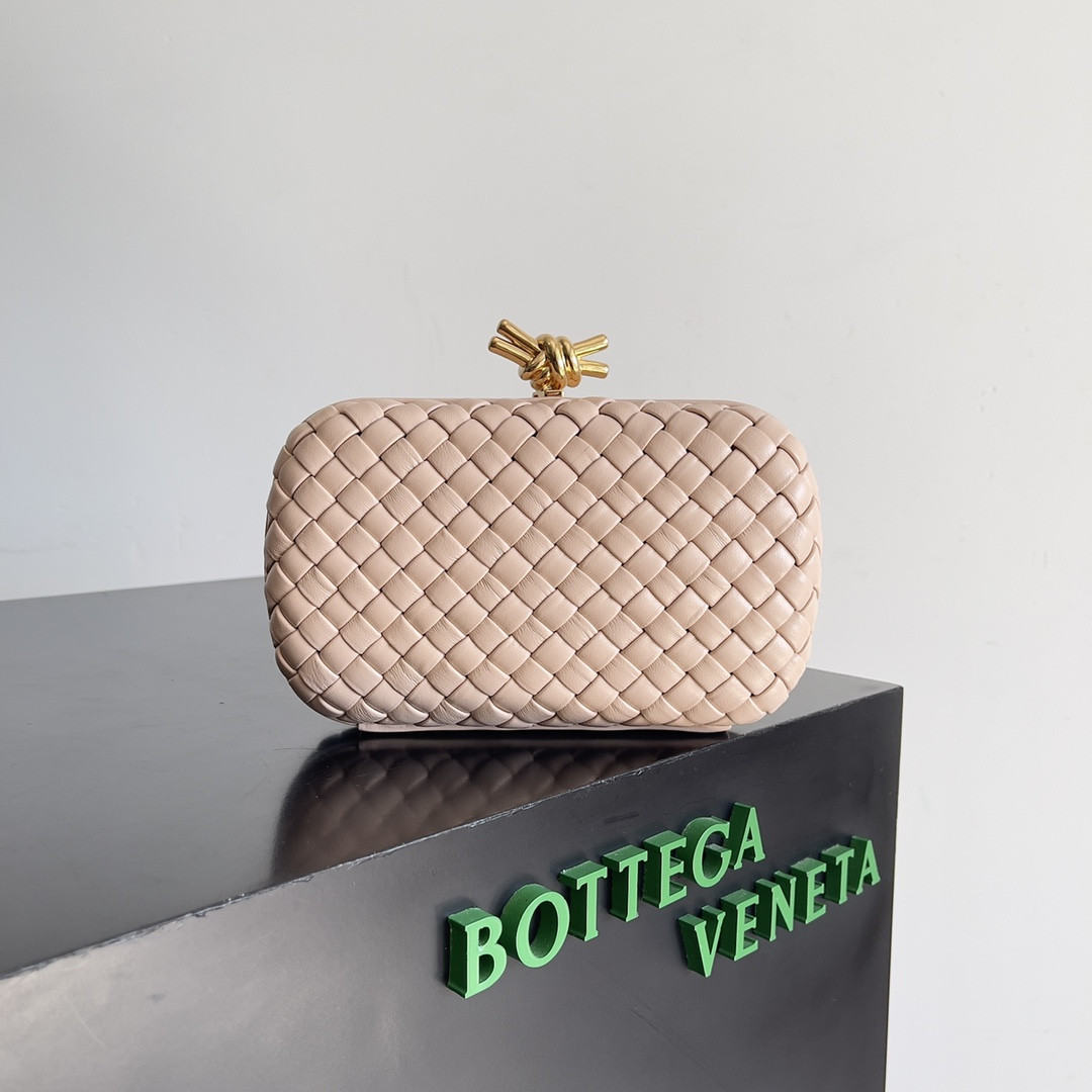 HOT SALE BOTTEGA VENETA Knot Minaudiere-20-12-5.5cm