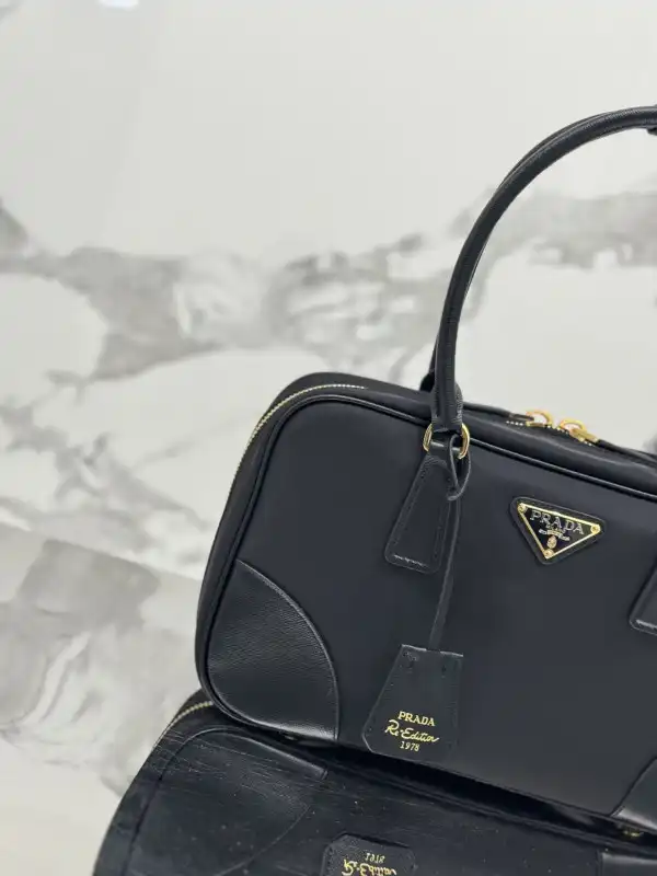 Firstbag Ru Prada Re-Edition 1978 large Re-Nylon and Saffiano leather two-handle bag