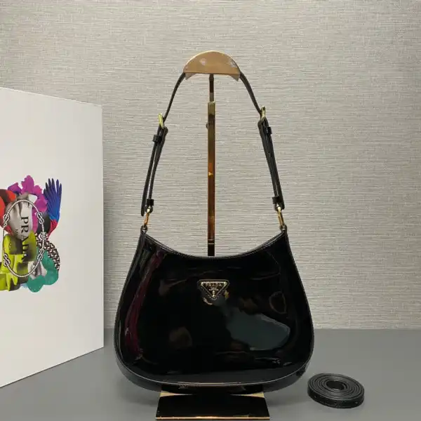 PRADA CHANELeo satin bag with appliqués-22x18.5x4.5CM