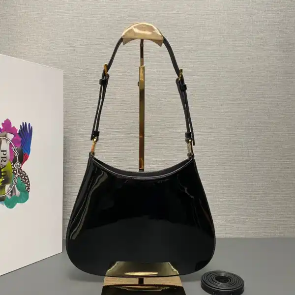 PRADA CHANELeo satin bag with appliqués-22x18.5x4.5CM