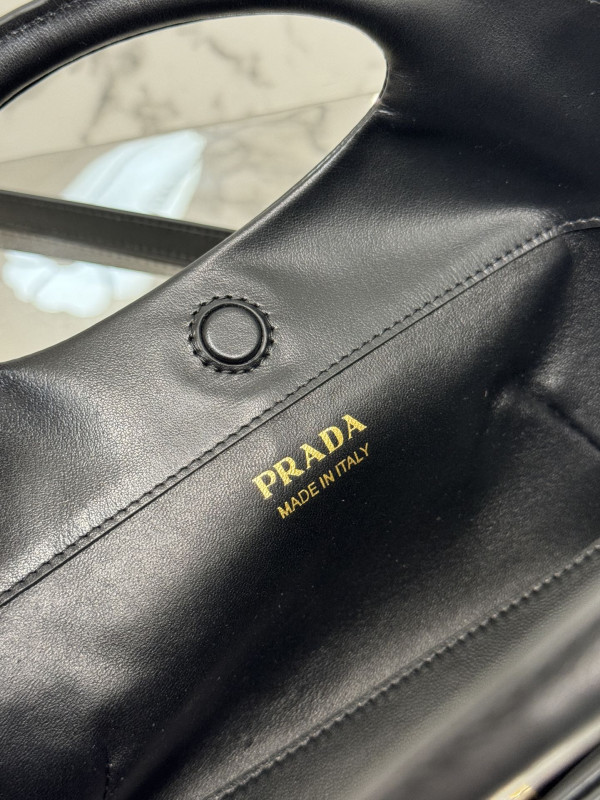 HOT SALE Prada Crossbody Bag 1BA421-30*20*5CM