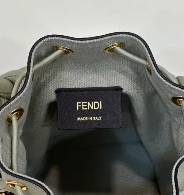 First bag ru FENDI MON TRESOR-12*18*10CM