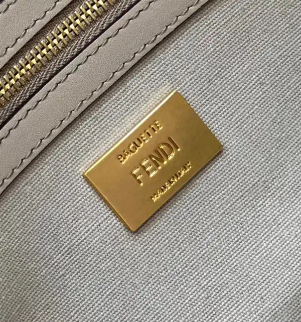 FENDI BAGUETTE-27*6*14CM