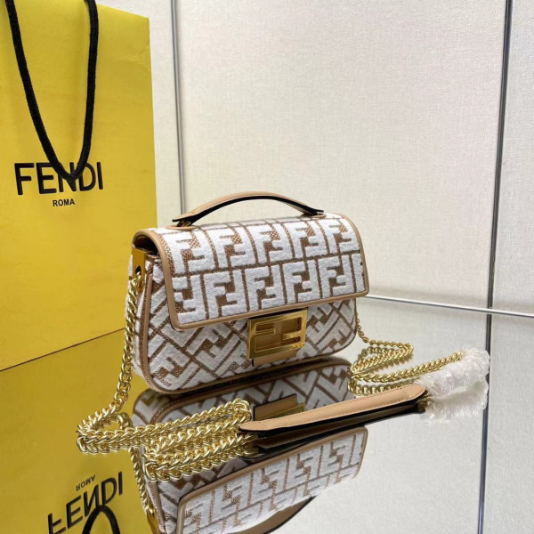 HOT SALE FENDI BAGUETTE CHAIN MIDI 397B98-24*14*7CM