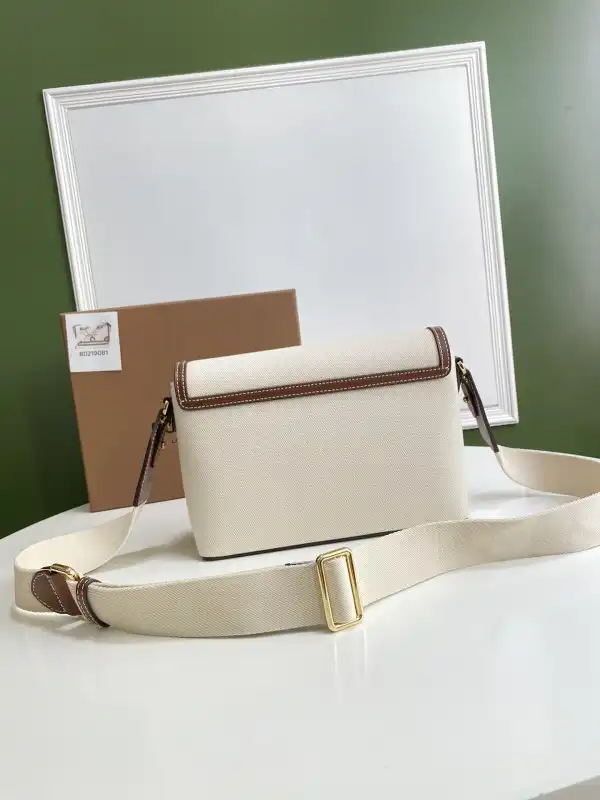 First bag ru BURBERRY Note Crossbody Bag-25-8.5-18cm