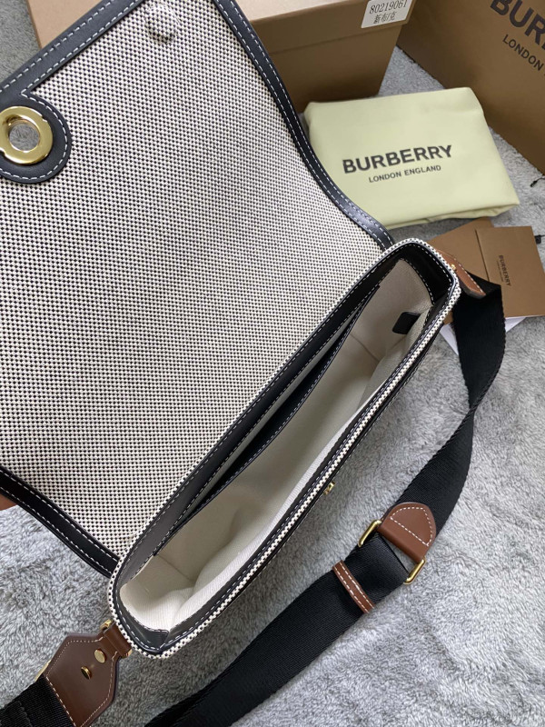 HOT SALE BURBERRY Note Crossbody Bag-25-8.5-18cm