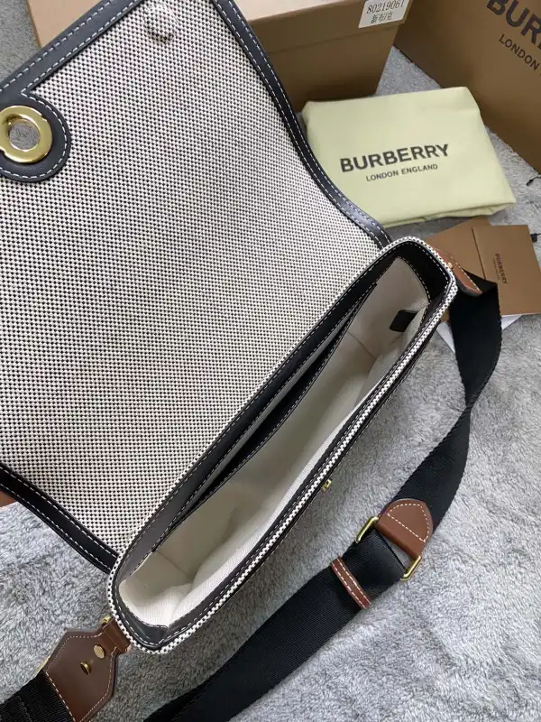 Bagsoffer BURBERRY Note Crossbody Bag-25-8.5-18cm