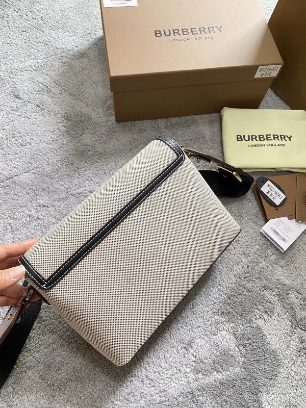 HOT SALE BURBERRY Note Crossbody Bag-25-8.5-18cm