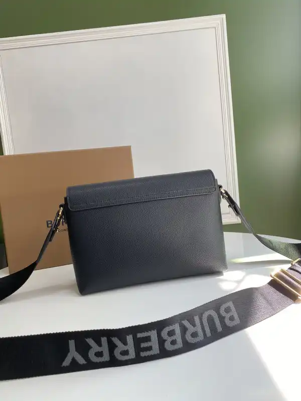 Bagsoffer BURBERRY Note Crossbody Bag-25-8.5-18cm