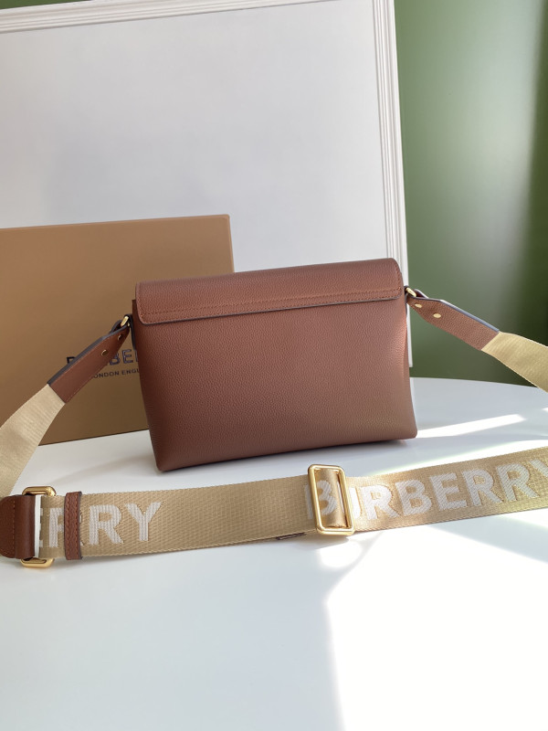 HOT SALE BURBERRY Note Crossbody Bag-25-8.5-18cm