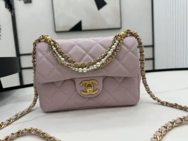 CHANEL FLAP BAG-14.5x19.5x7.5cm