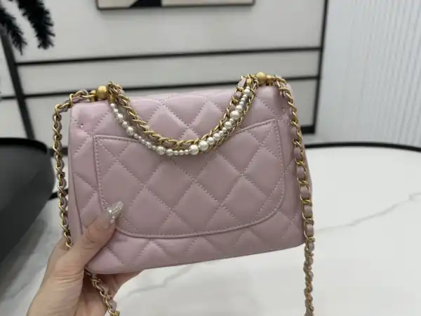 CHANEL FLAP BAG-14.5x19.5x7.5cm