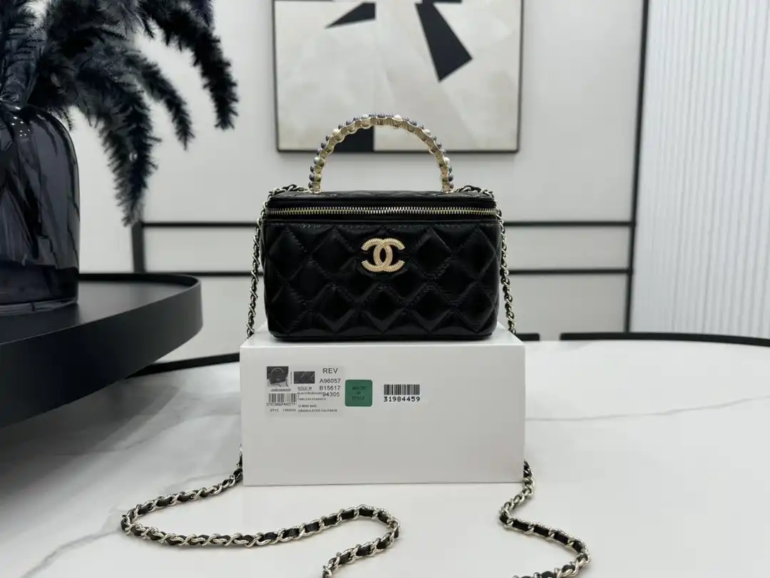 First bag ru CHANEL SMALL VANITY WITH CHANELASSIC CHAIN-9-17-8cm