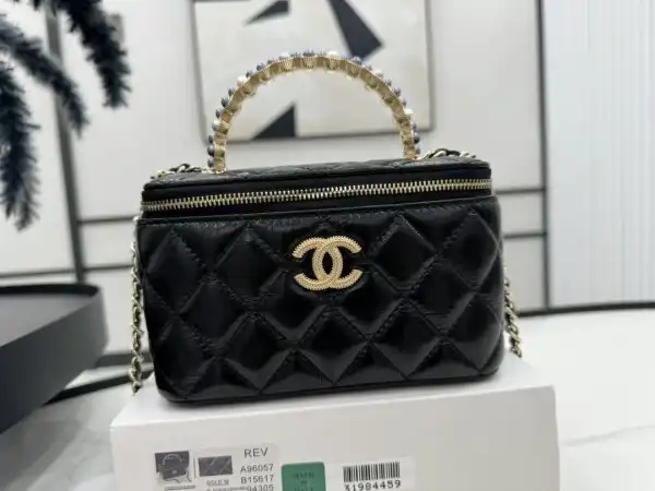 First bag ru CHANEL SMALL VANITY WITH CHANELASSIC CHAIN-9-17-8cm