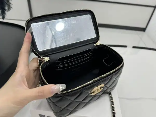 First bag ru CHANEL SMALL VANITY WITH CHANELASSIC CHAIN-9-17-8cm