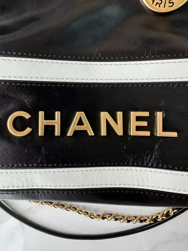 CHANEL 22 BACKPACK -20-19-6cm