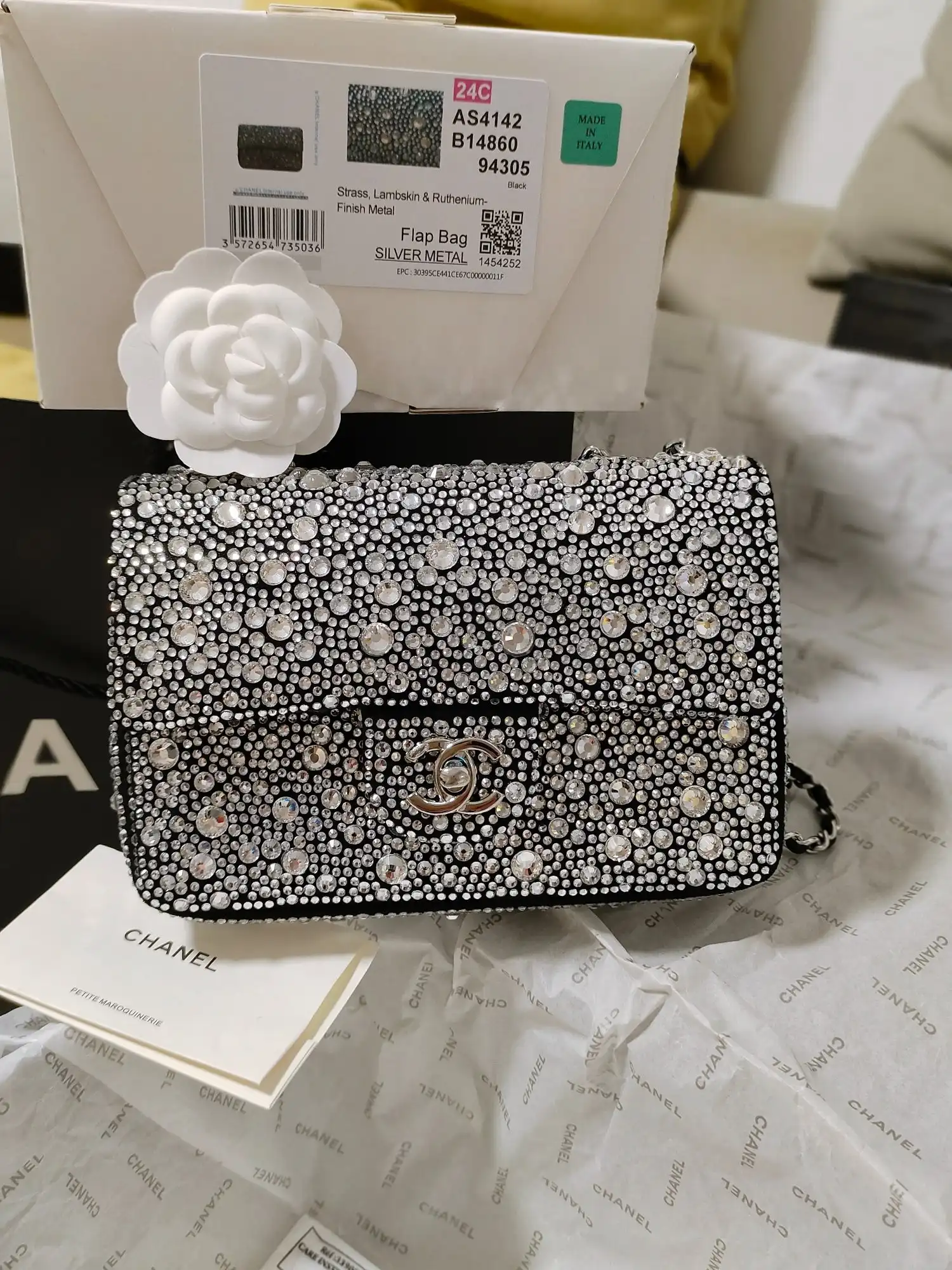 First Bag Ru CHANEL FLAP BAG 20CM