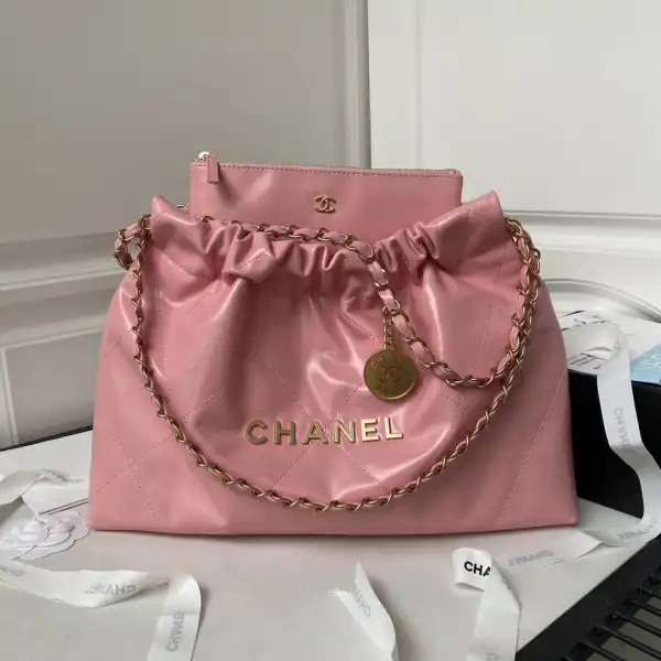 CHANEL 22 HANDBAG -30×45×8cm