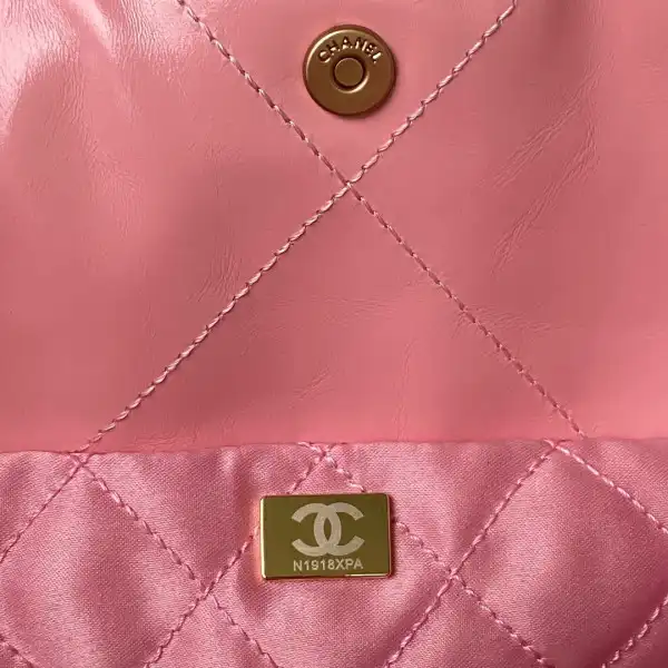 CHANEL 22 HANDBAG -30×45×8cm