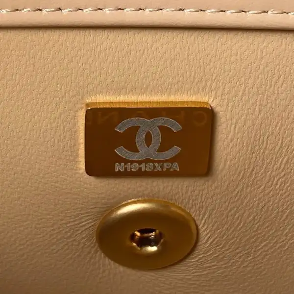 CHANEL FLAP BAG -12X19X8CM