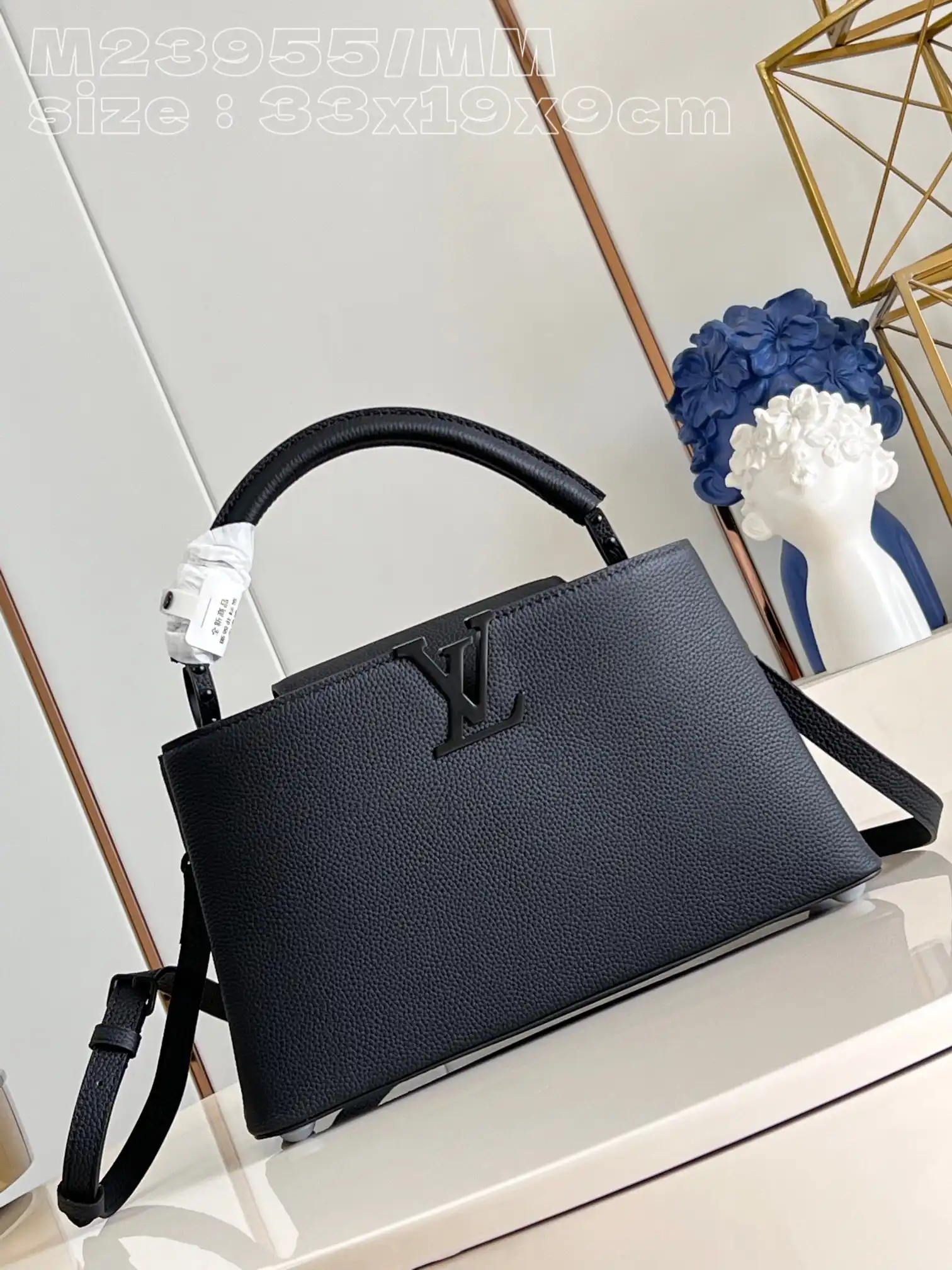 First bag ru LOUIS VUITTON CAPUCINES BB-29*16.5*9CM