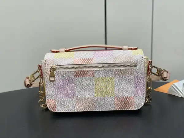 Frstbag ru LOUIS VUITTON POCHETTE METIS EAST WEST