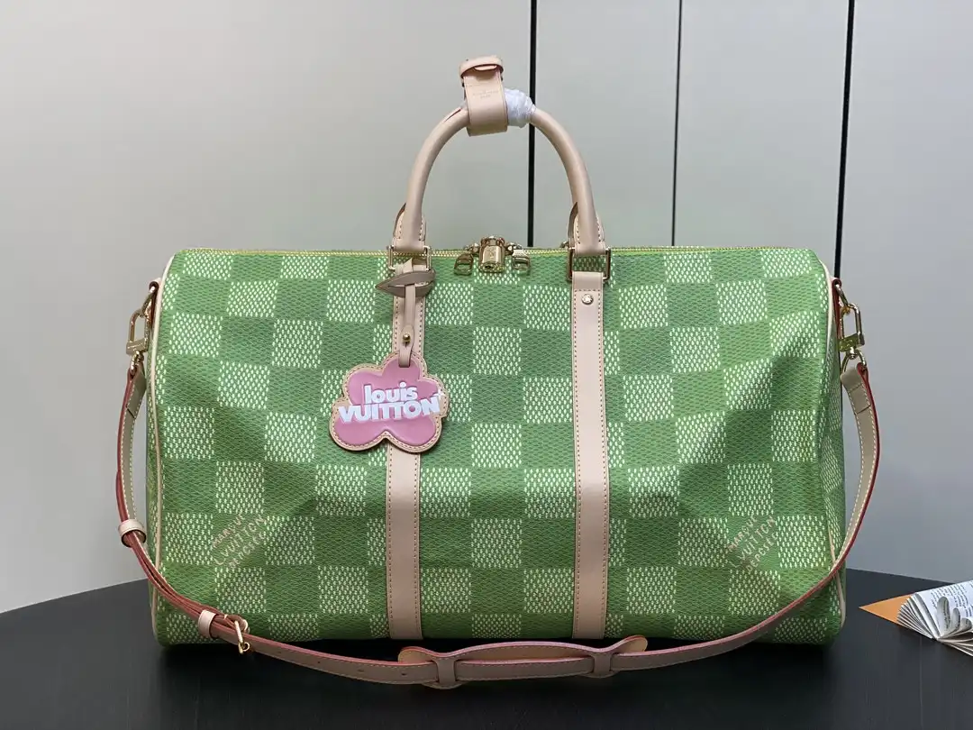 Frstbag ru LOUIS VUITTON KEEPALL BANDOULIÈRE 50