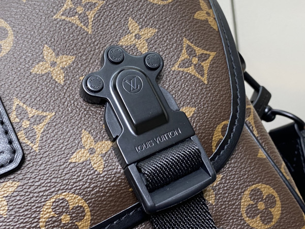 HOT SALE LOUIS VUITTON Trail Messenger-31*22*11CM