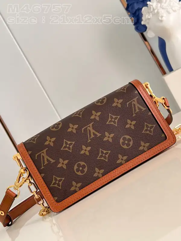 TO LOUIS VUITTON DAUPHINE East West-21*12*5CM