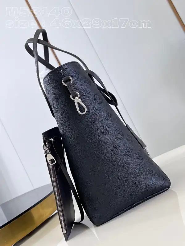 LOUIS VUITTON HINA-46 x 29.5 x 17CM