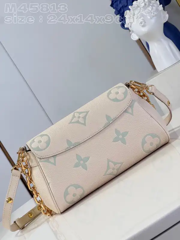 LOUIS VUITTON FAVORITE-24-14-9cm