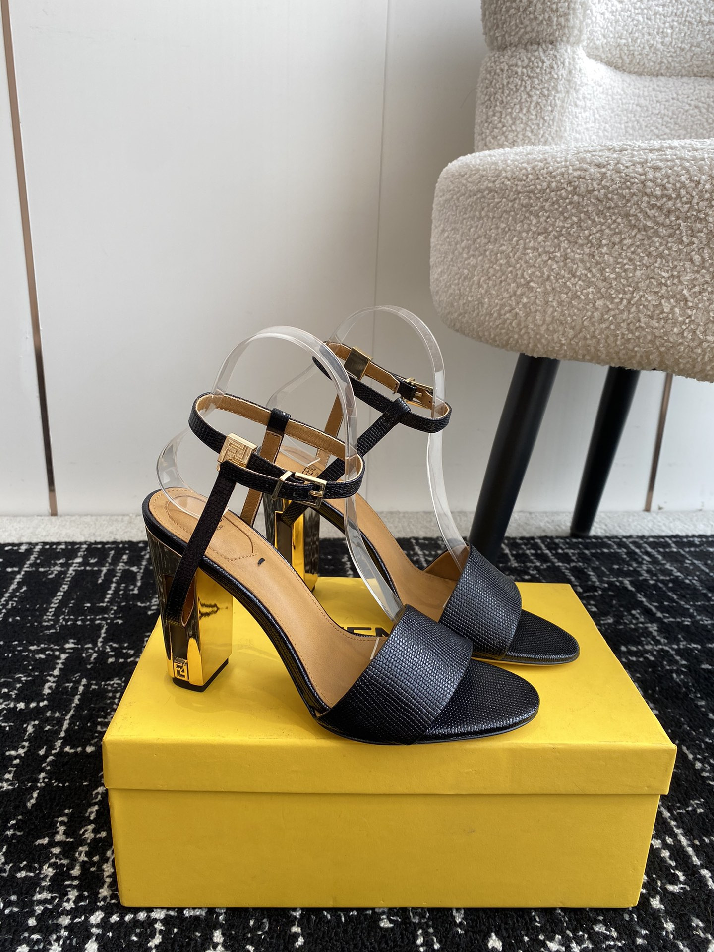 HOT SALE FENDI HEELS