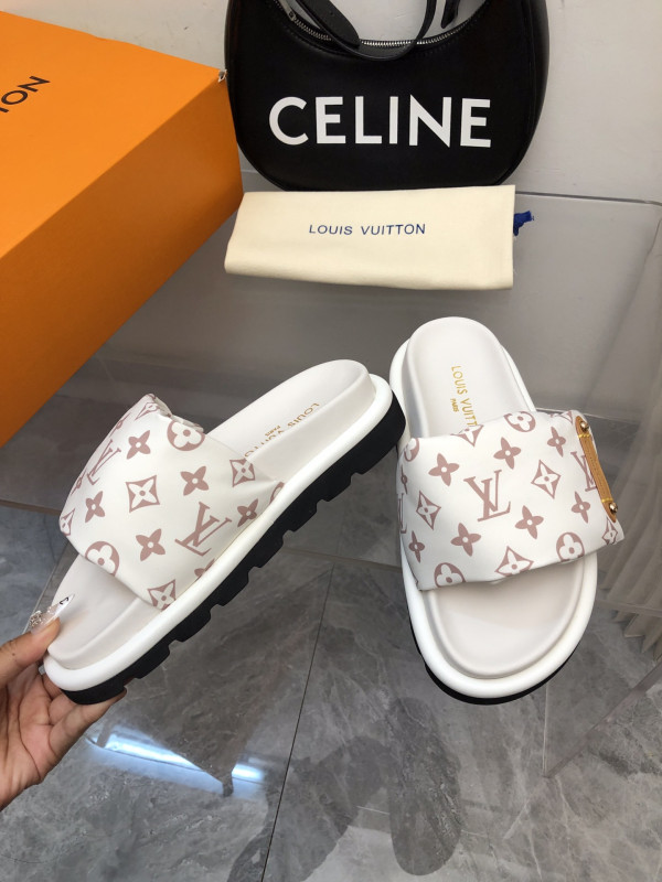 HOT SALE LOUIS VUITTON POOL PILLOW COMFORT MULE