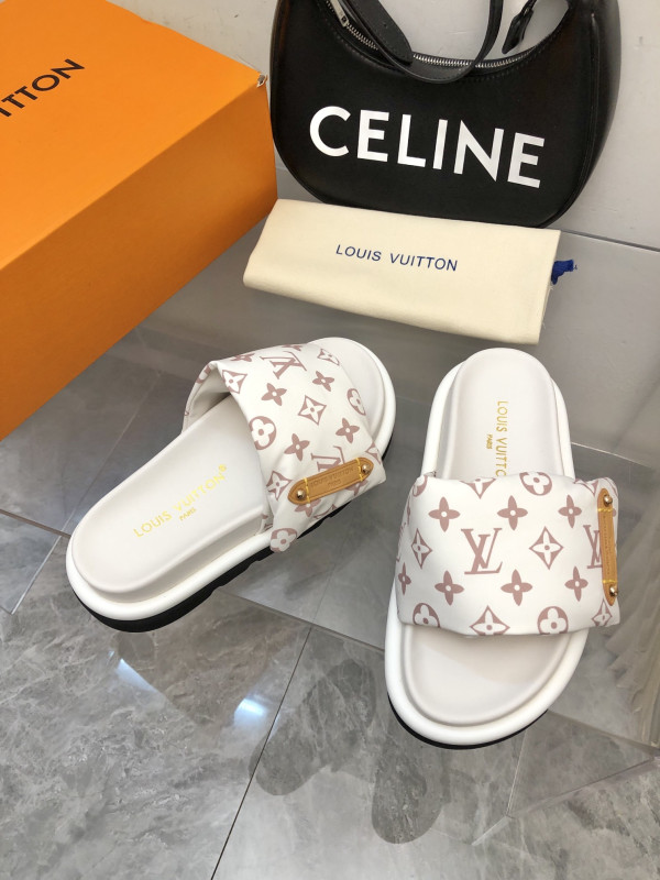 HOT SALE LOUIS VUITTON POOL PILLOW COMFORT MULE