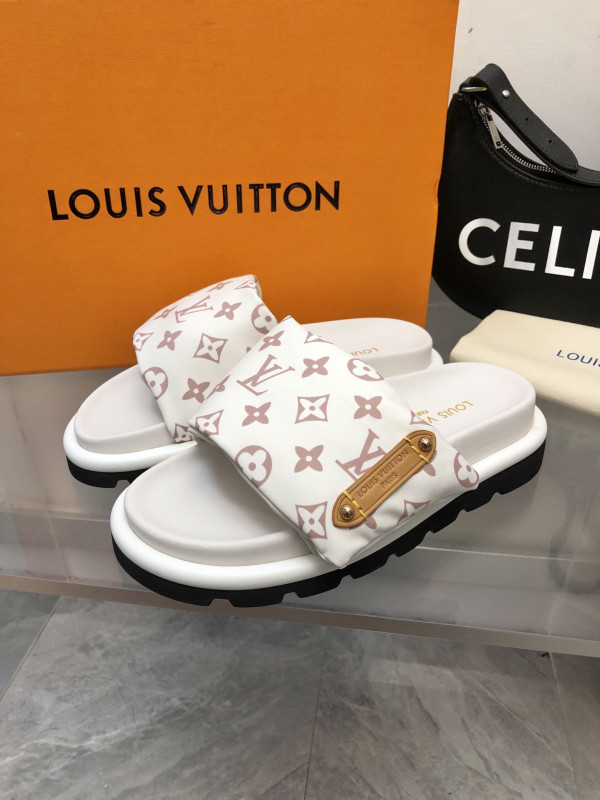 HOT SALE LOUIS VUITTON POOL PILLOW COMFORT MULE