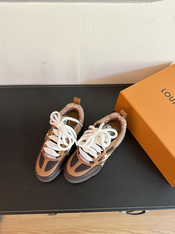 HOT SALE LOUIS VUITTON SNEAKERS