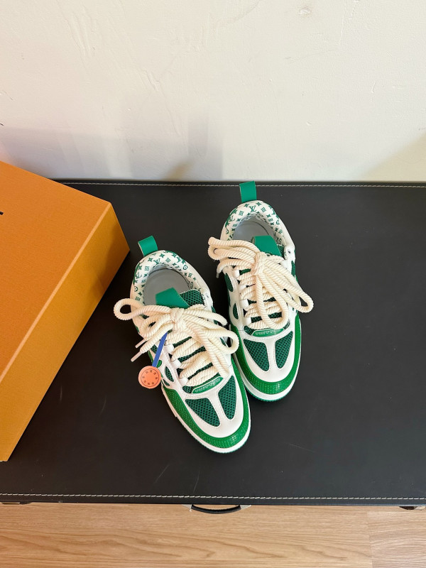 HOT SALE LOUIS VUITTON SNEAKERS