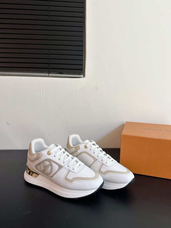 HOT SALE LOUIS VUITTON SNEAKERS