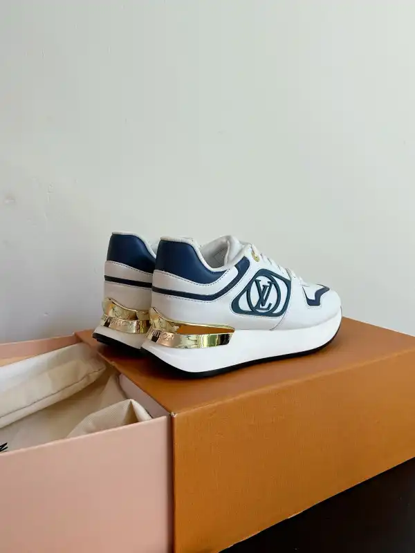 LOUIS VUITTON SNEAKERS