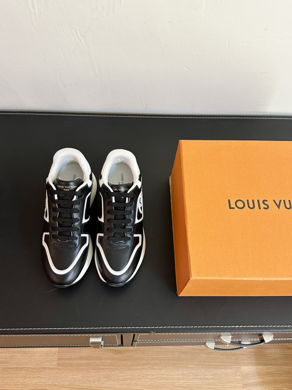 HOT SALE LOUIS VUITTON SNEAKERS