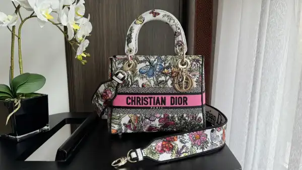 First Bag Ru DIRO MEDIUM LADY D-LITE BAG-24-20-11CM