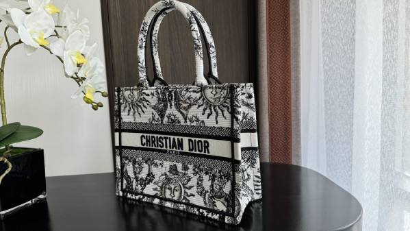 HOT SALE SMALL dior BOOK TOTE-26.5*21*14CM