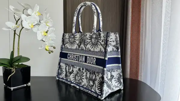 Affordable MEDIUM DIRO BOOK TOTE-36*18*28CM