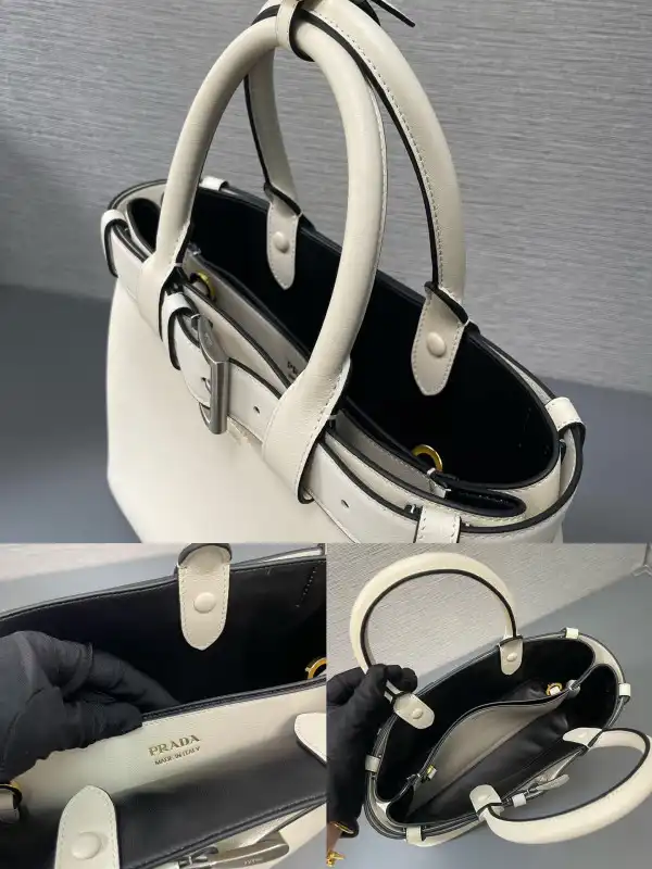 Prada Buckle large leather handbag with belt-32*23*11CM