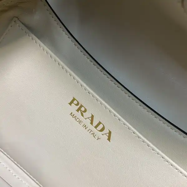 First bag ru Prada Crossbody Bag -24*15*5CM