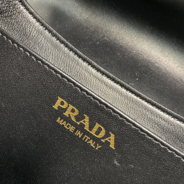 HOT SALE Prada Crossbody Bag -24*15*5CM