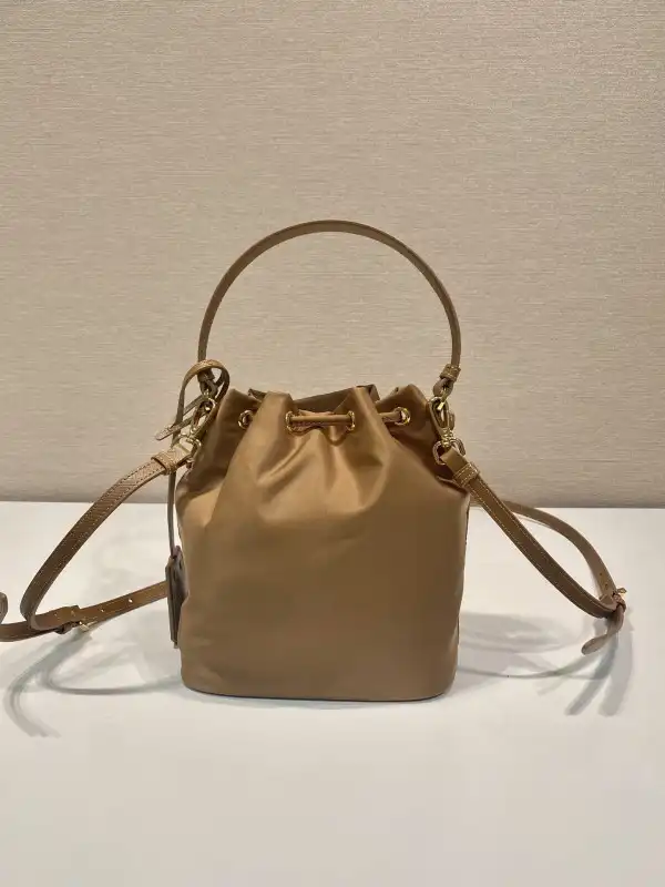 First Bag Ru Prada Bucket Bag-15.5*19.5*10CM