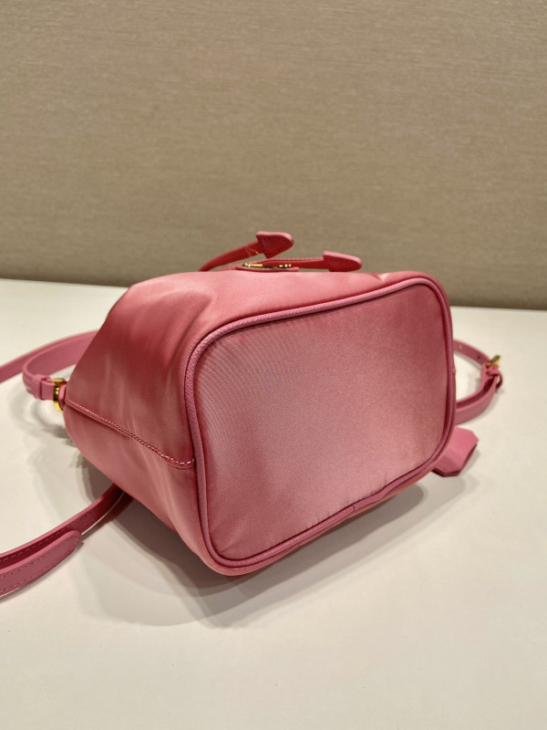 HOT SALE Prada Bucket Bag-15.5*19.5*10CM