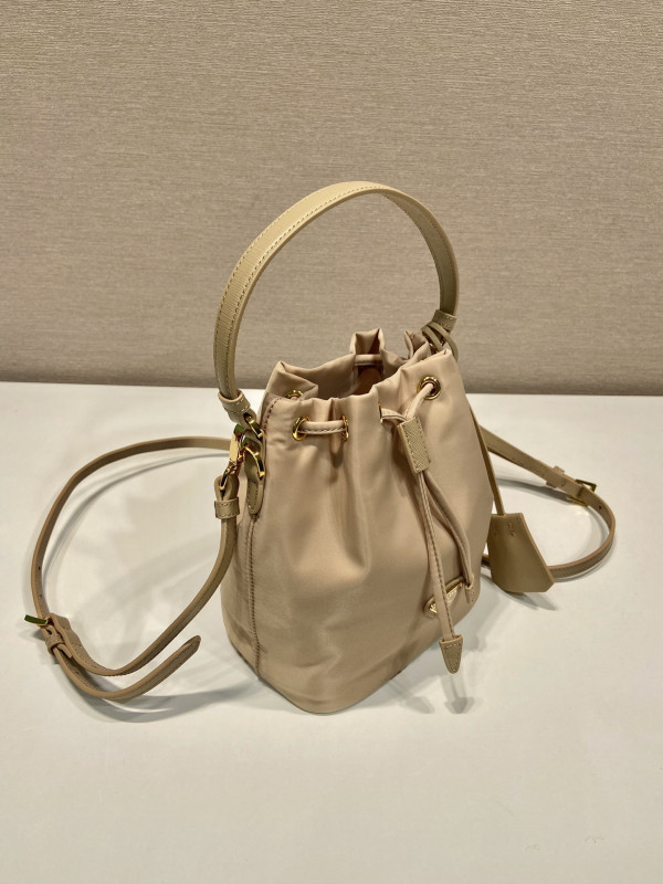 HOT SALE Prada Bucket Bag-15.5*19.5*10CM